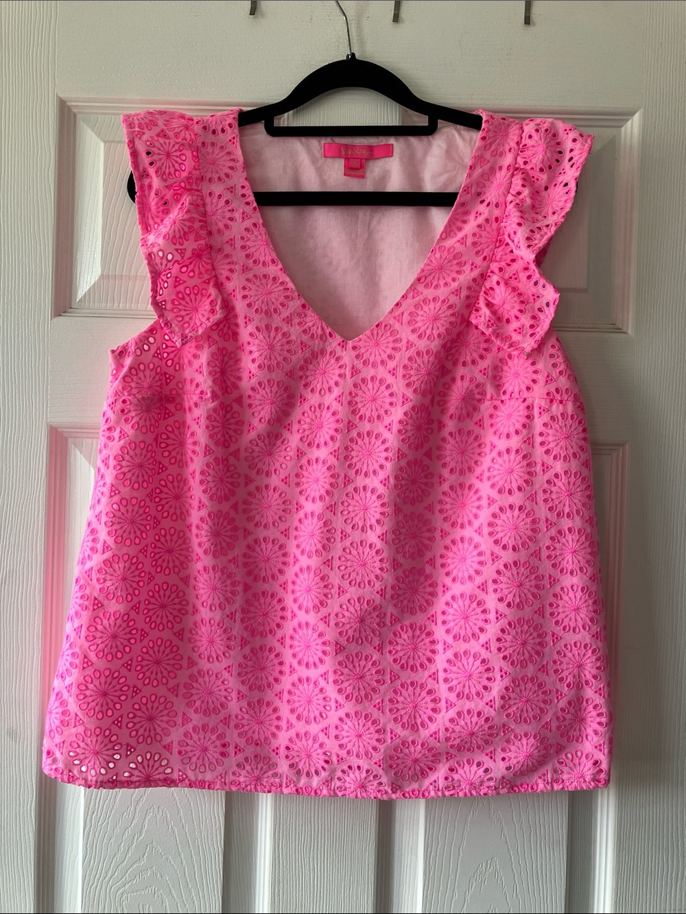 Lilly Pulitzer Lina eyelet ruffle cap sleeve top in Prosecco Pink size medium